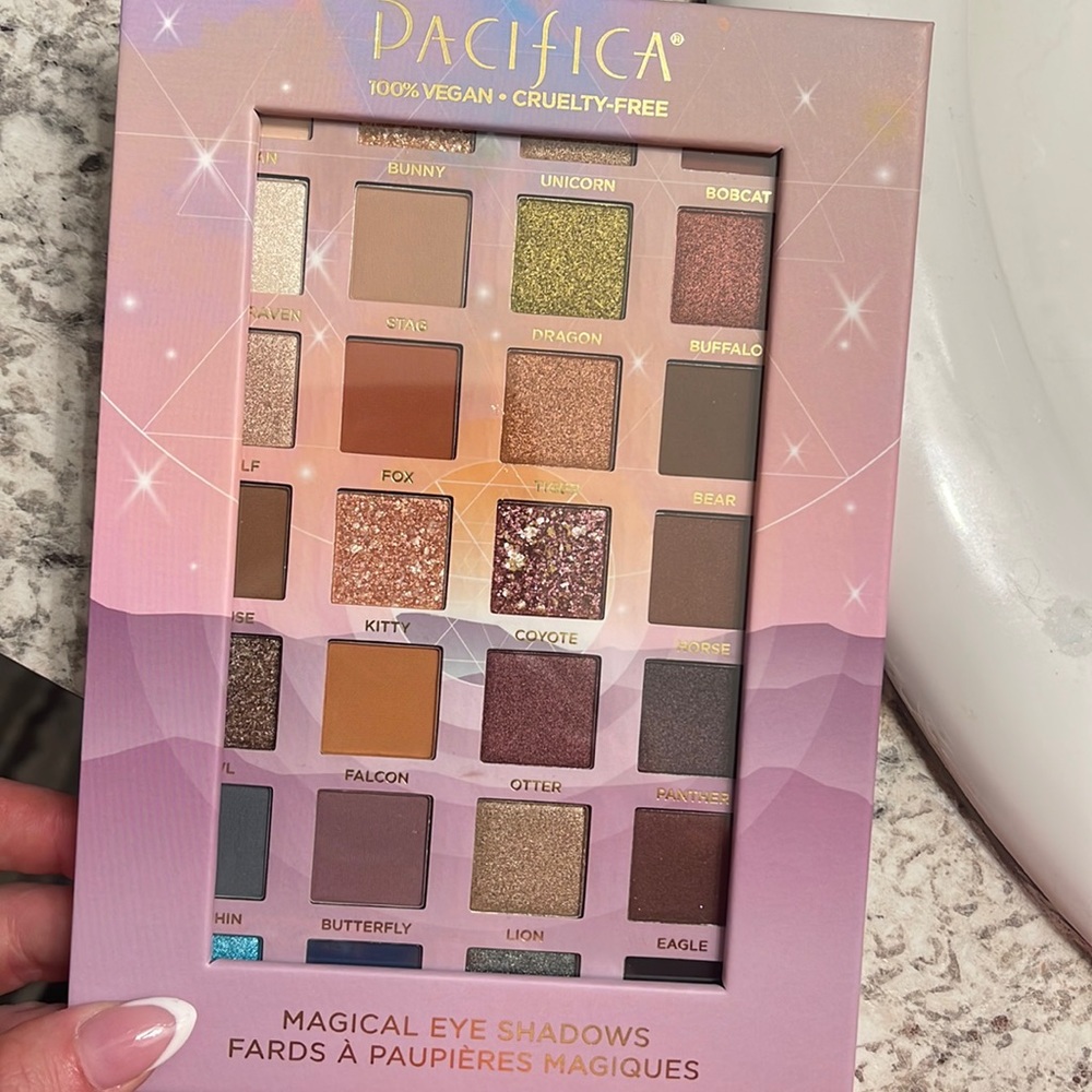 Pacifica animal magic eyeshadow palette NEW
